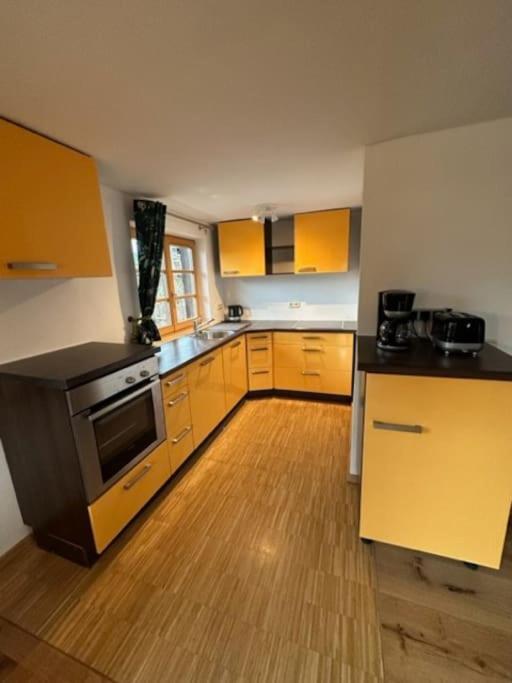Charmante Farbenfrohe Wohnung Fuer Zwei Fischbachau Zewnętrze zdjęcie